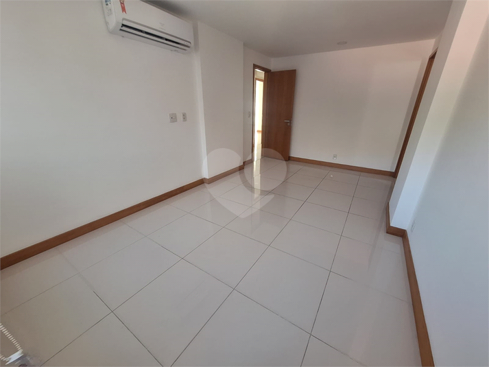 Foto REO1105729