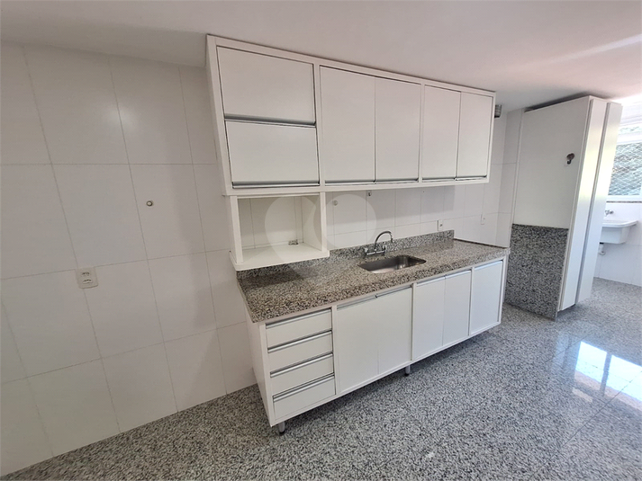 Foto REO1105729