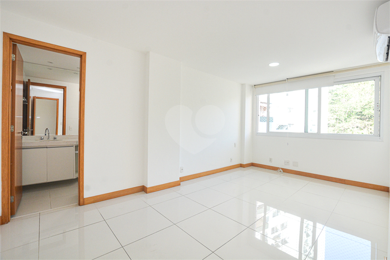 Foto REO1105729