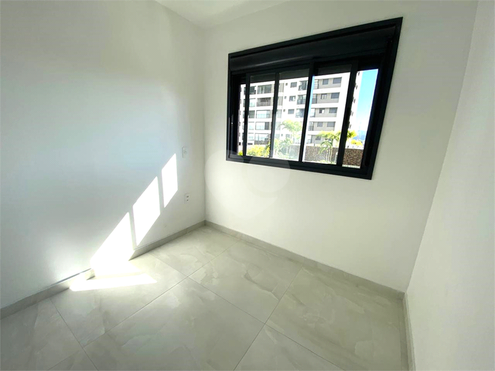 Foto REO1105730