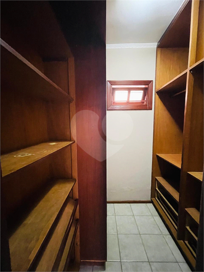 Foto REO1105747