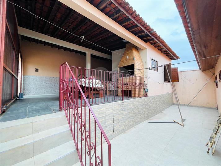 Foto REO1105747