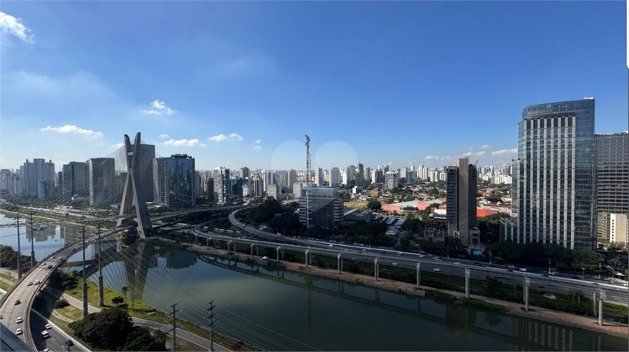 Foto REO1105751