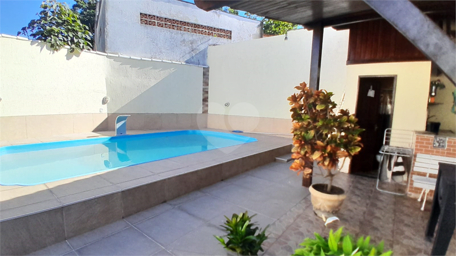 Foto REO1105759