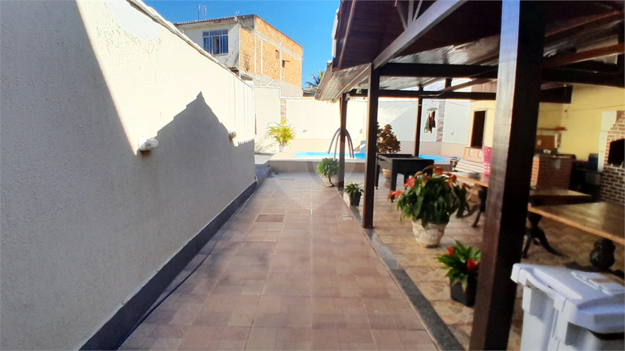 Foto REO1105759