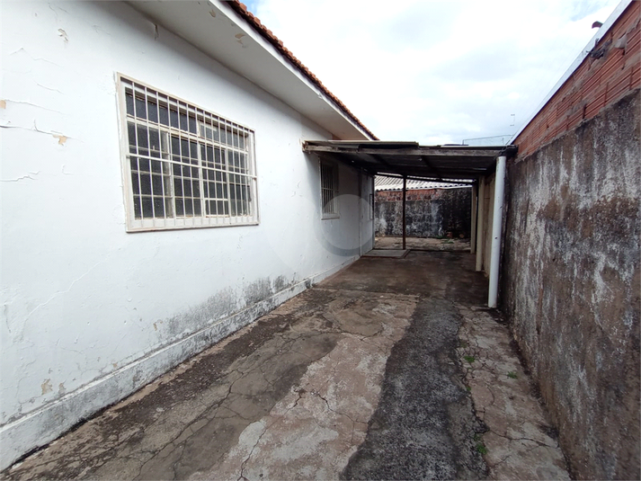 Foto REO1105761