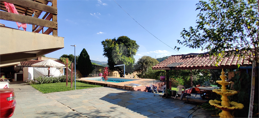 Foto REO1105776