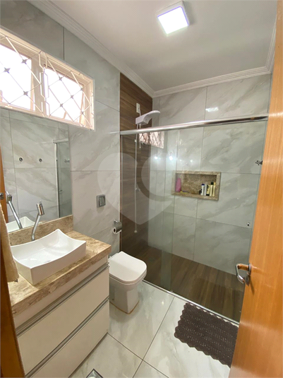 Foto REO1105778