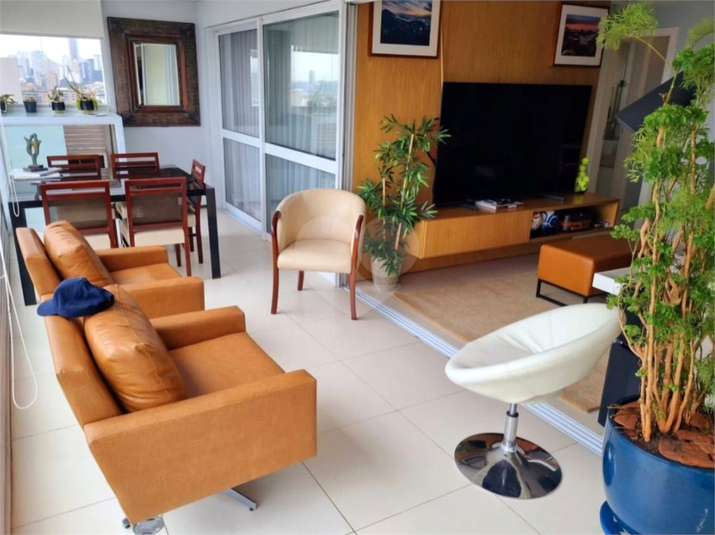 Foto REO1105797