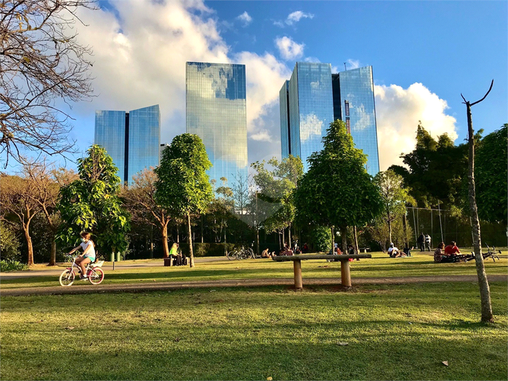 Foto REO1105798