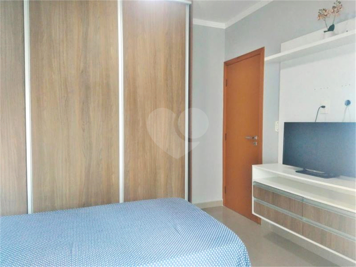 Foto REO1105800