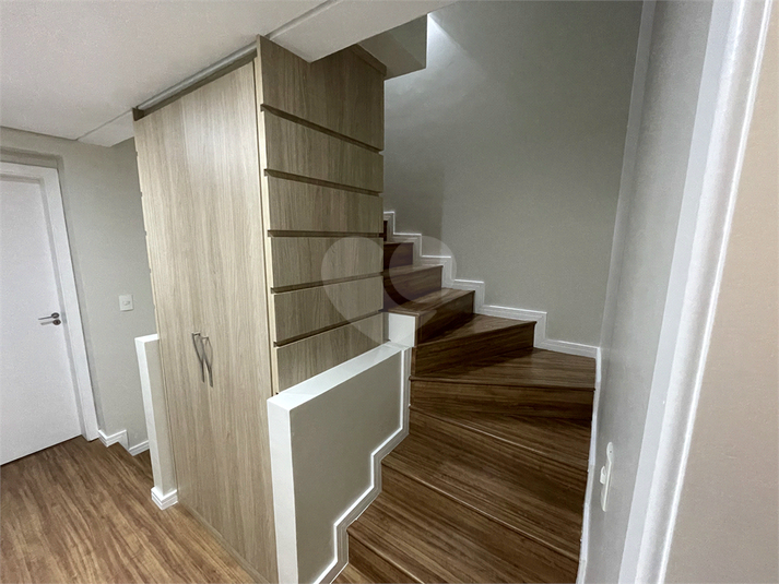 Foto REO1105801
