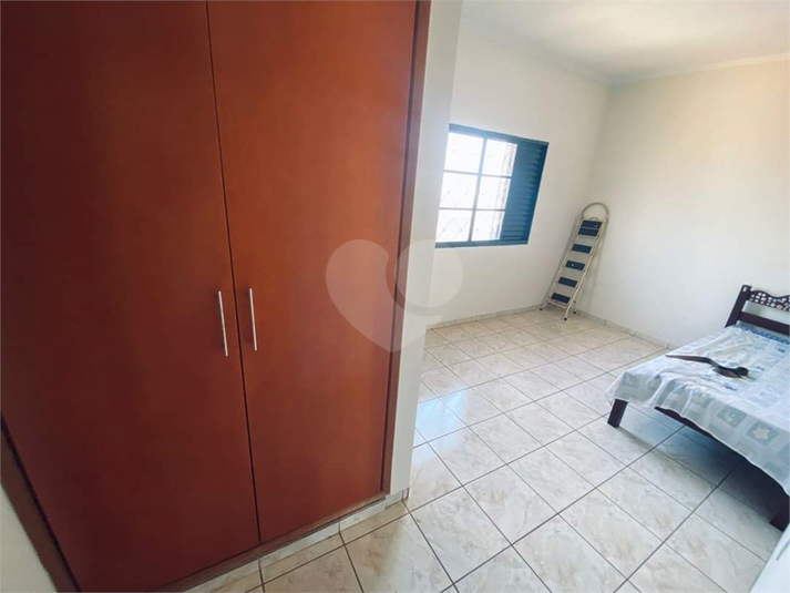 Foto REO1105844