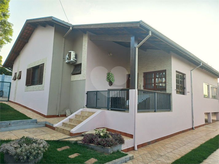 Foto REO1105855