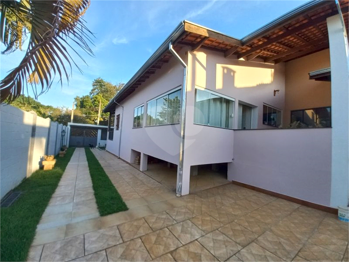 Foto REO1105855