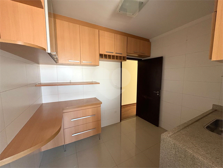 Foto REO1105857