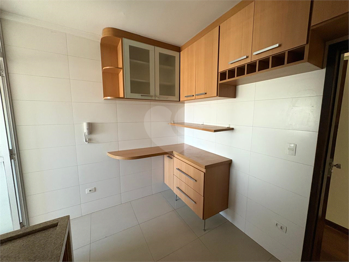 Foto REO1105857