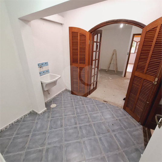 Foto REO1105867