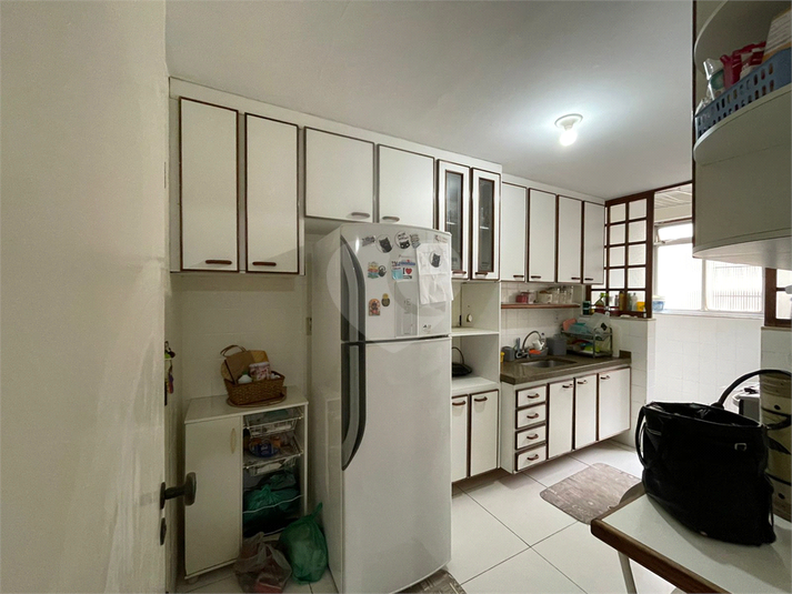 Foto REO1105870
