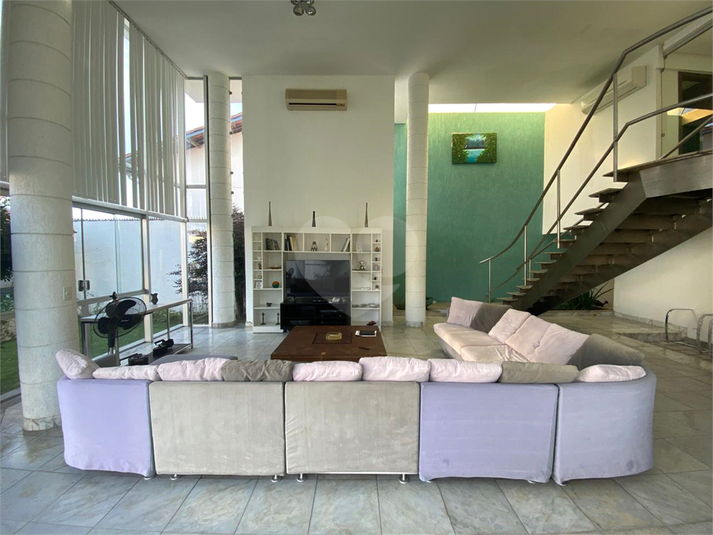 Foto REO1105877