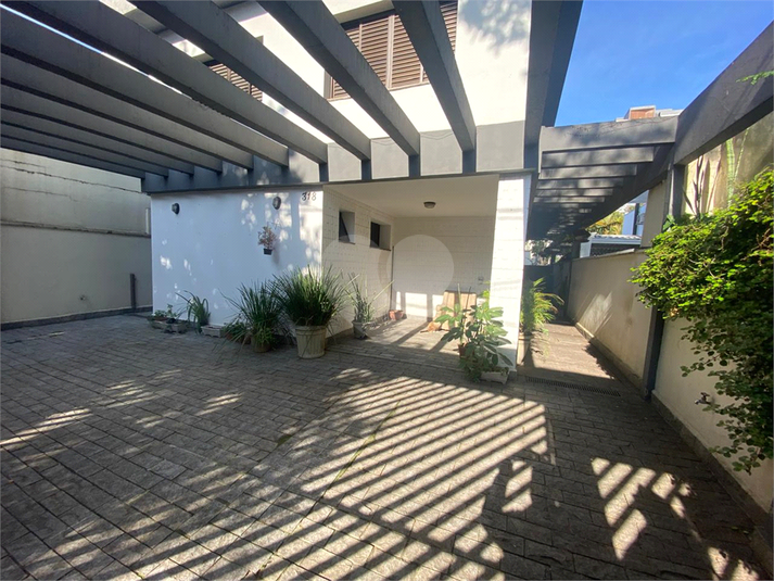 Foto REO1105883