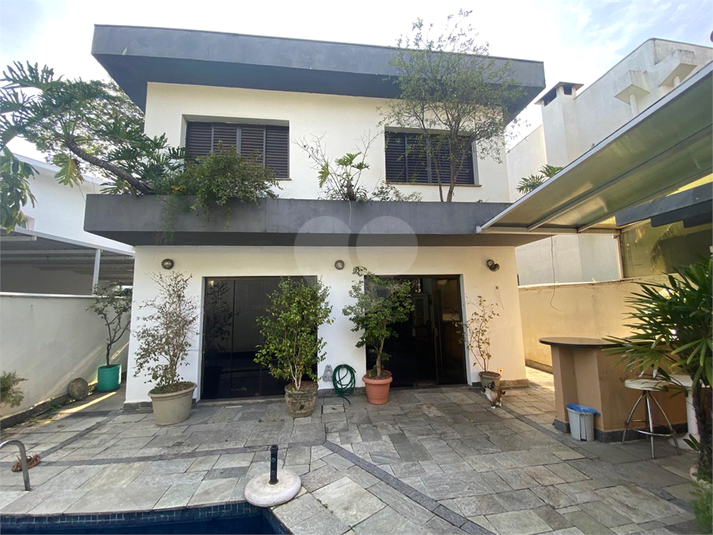 Foto REO1105883
