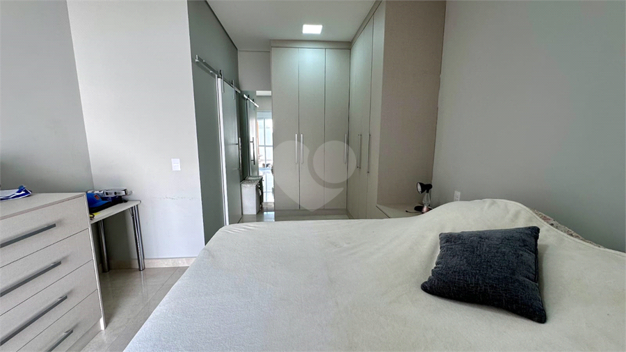 Foto REO1105888