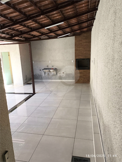 Foto REO1105901