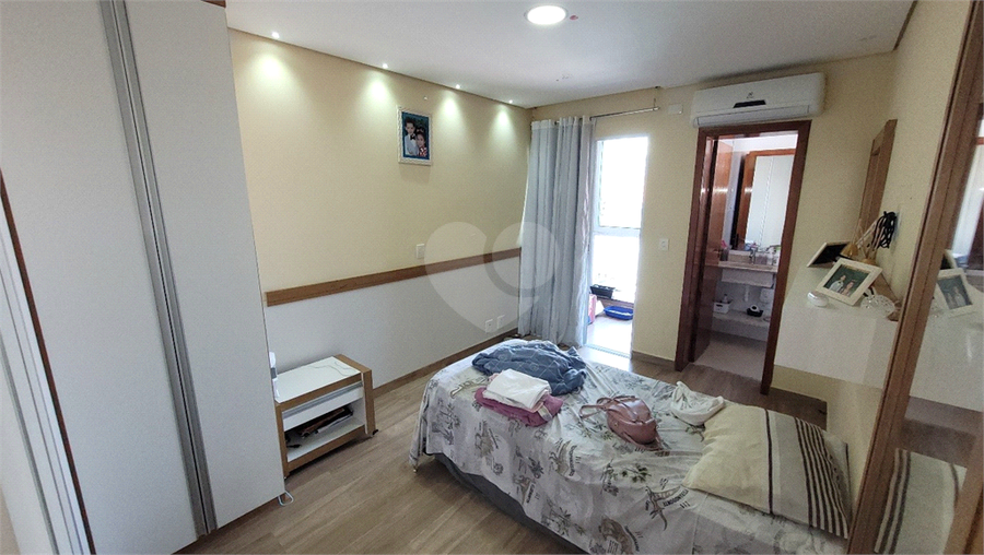 Foto REO1105916
