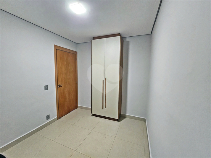 Foto REO1105924