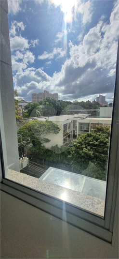 Foto REO1105948