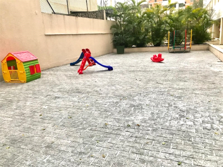 Foto REO1105971