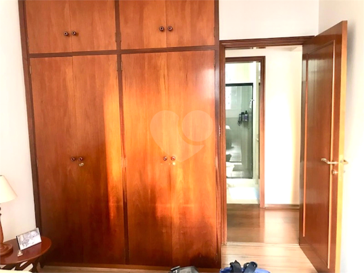 Foto REO1105971