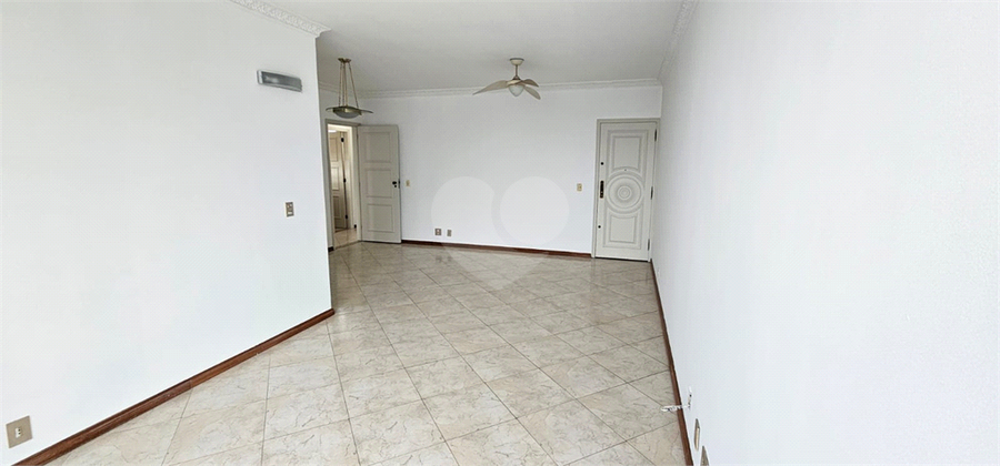 Foto REO1105980