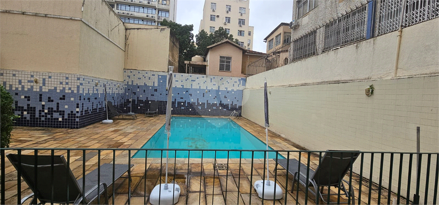 Foto REO1105980