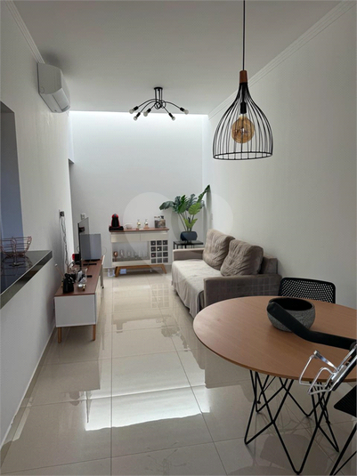 Foto REO1105982