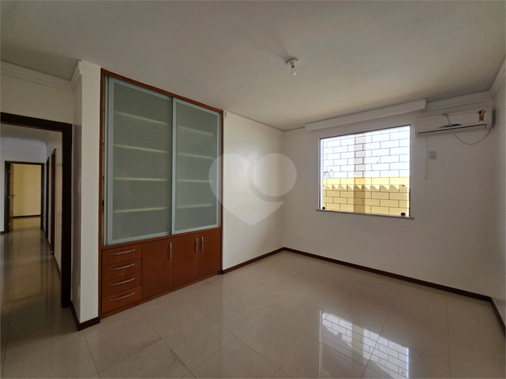 Foto REO1105984