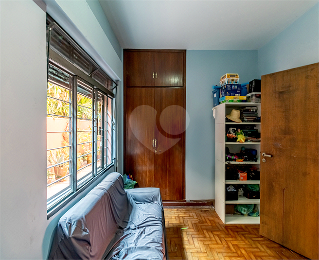 Foto REO1105991
