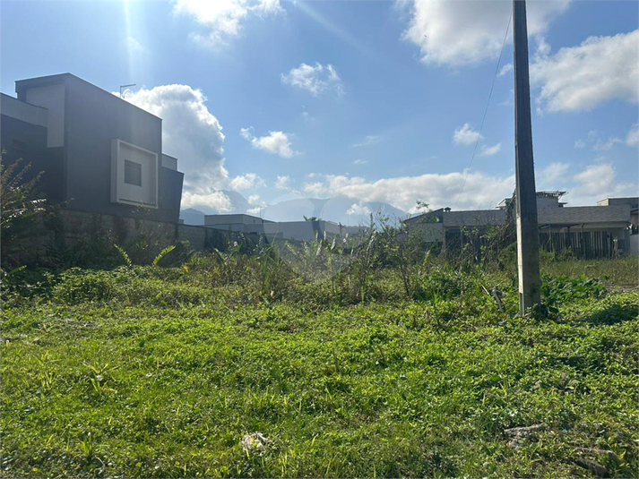 Foto REO1105994