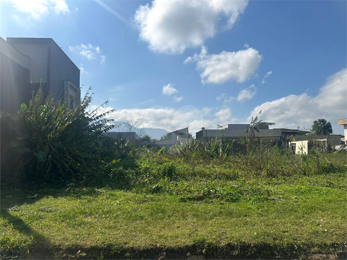 Foto REO1105994