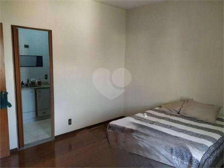 Foto REO1105996