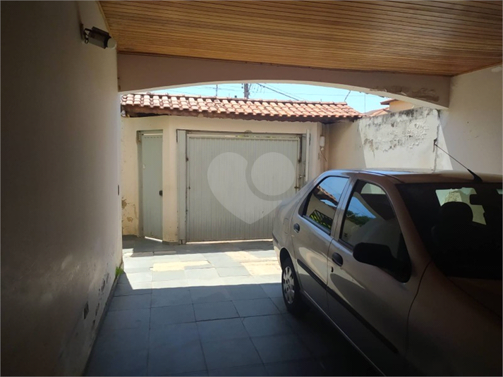 Foto REO1105996