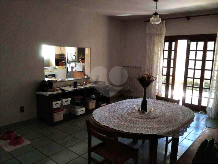 Foto REO1105996