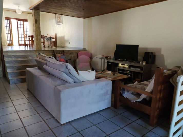 Foto REO1105996