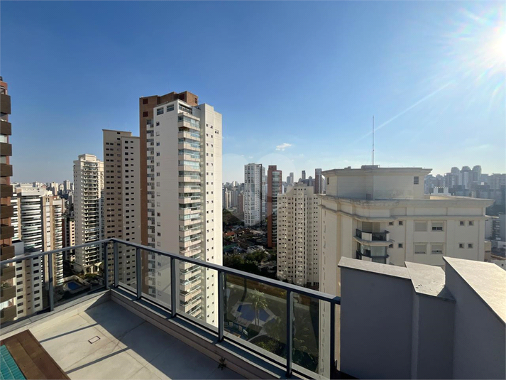 Foto REO1106049