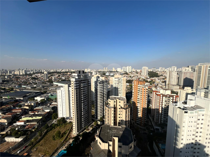 Foto REO1106049