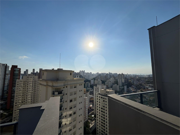 Foto REO1106049
