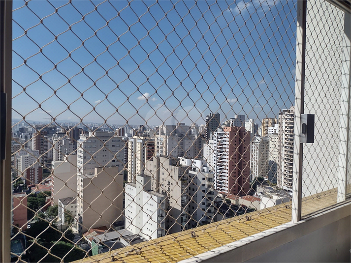 Andar alto no alto do morro