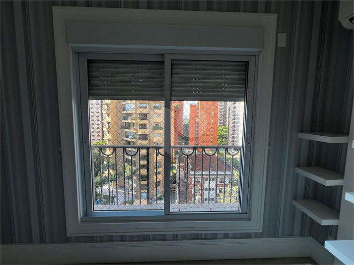 Foto REO1106087