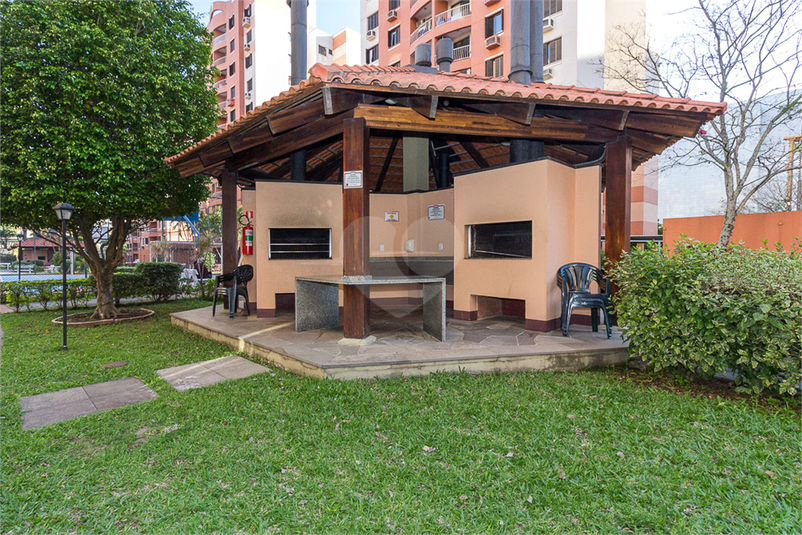 Foto REO1106190